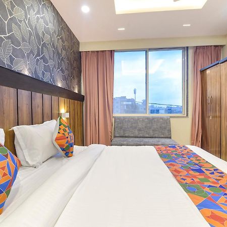 Fabhotel The Max Glory インドール エクステリア 写真